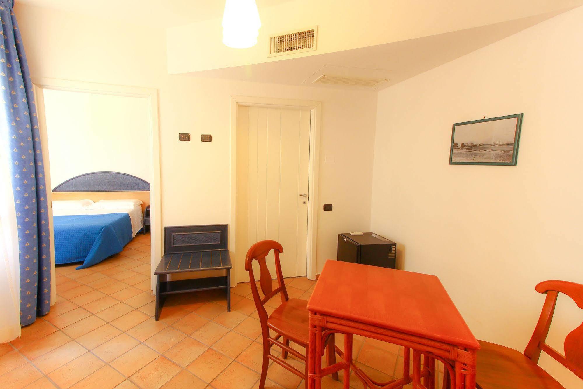 Hotel Paladini Di Francia LMP Exterior foto