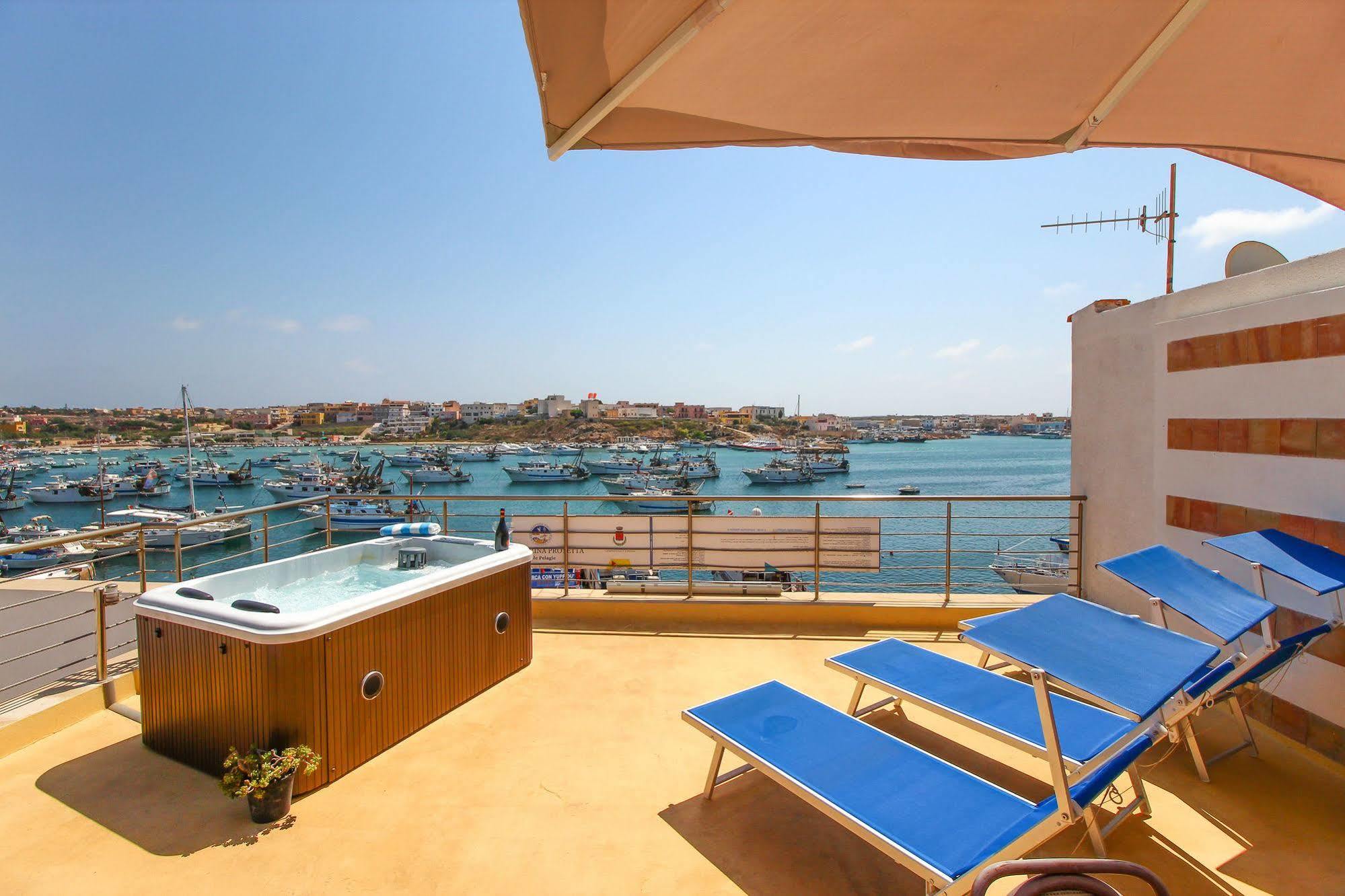 Hotel Paladini Di Francia LMP Exterior foto
