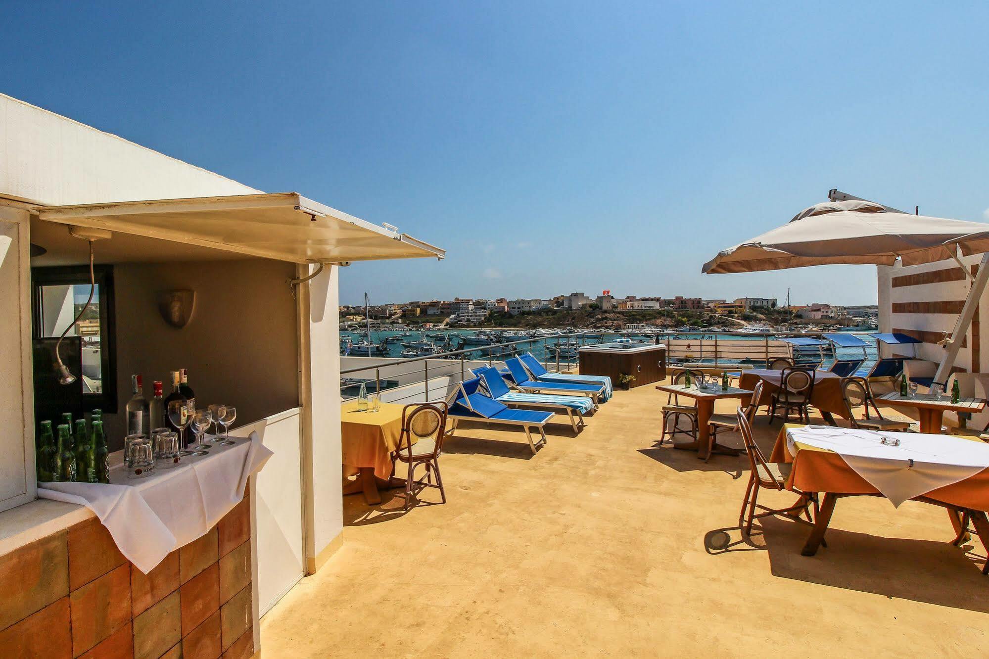 Hotel Paladini Di Francia LMP Exterior foto